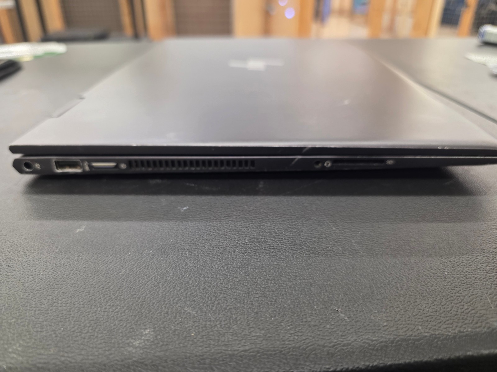 HP ENVY X360 15M-CP0011DX | RYZEN 5 2500U | 256GB | 16GB W11 Pro 2-n-1 #9830