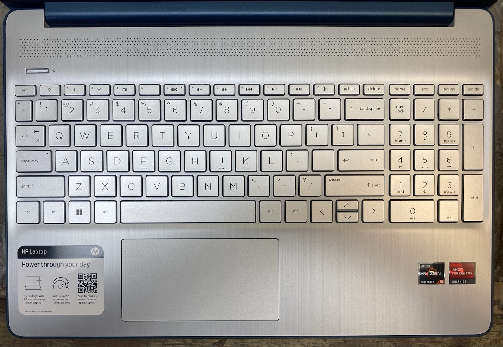 HP 15-ef2129wm 15.6″ FHD Ryzen 5 5500U 2.1GHz AMD Radeon Graphics 8GB RAM 256GB