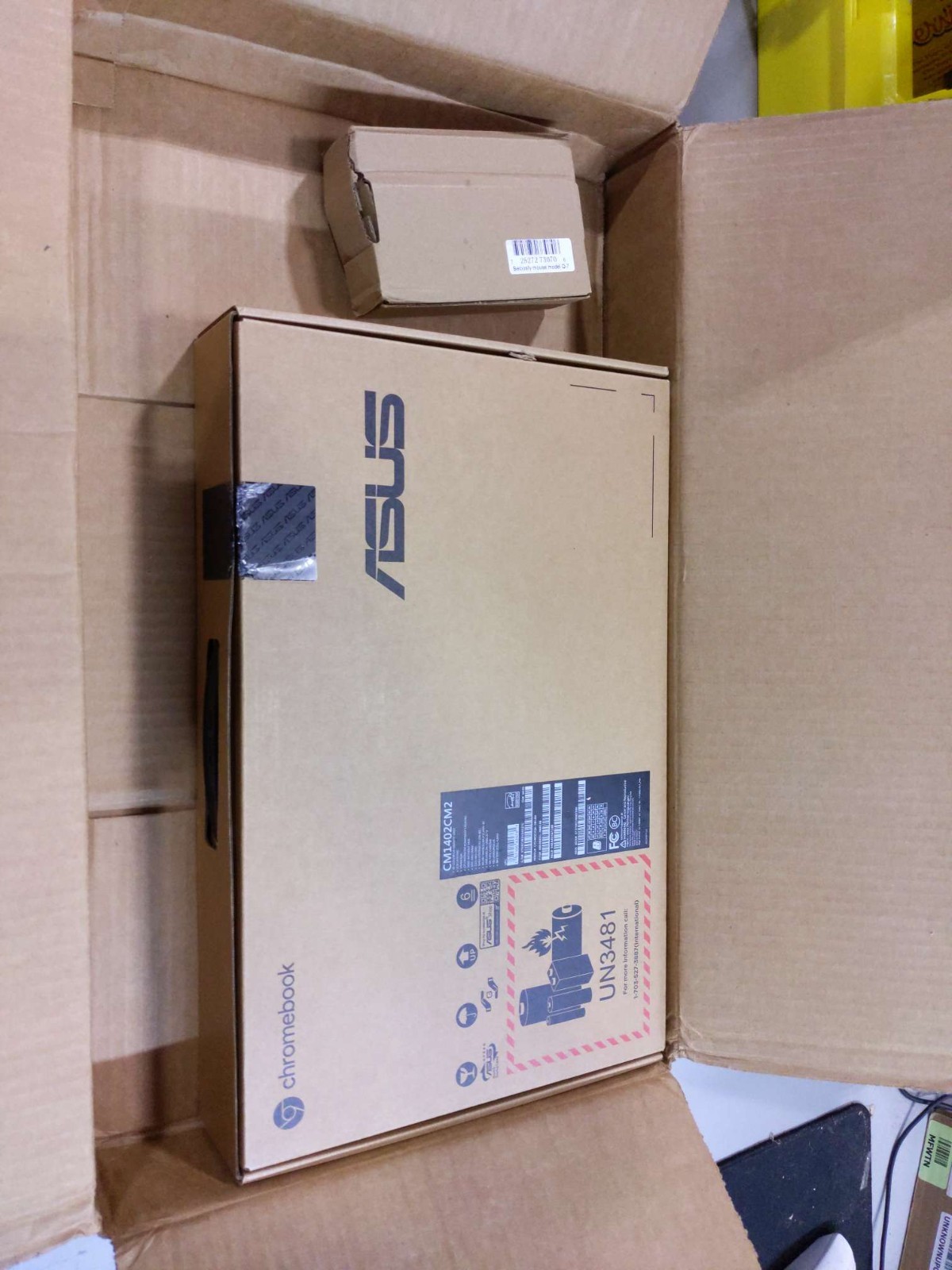 ASUS Chromebook , 14″ Full HD Laptop, MediaTek Kompanio 520, 4GB RAM, 64GB eMMC