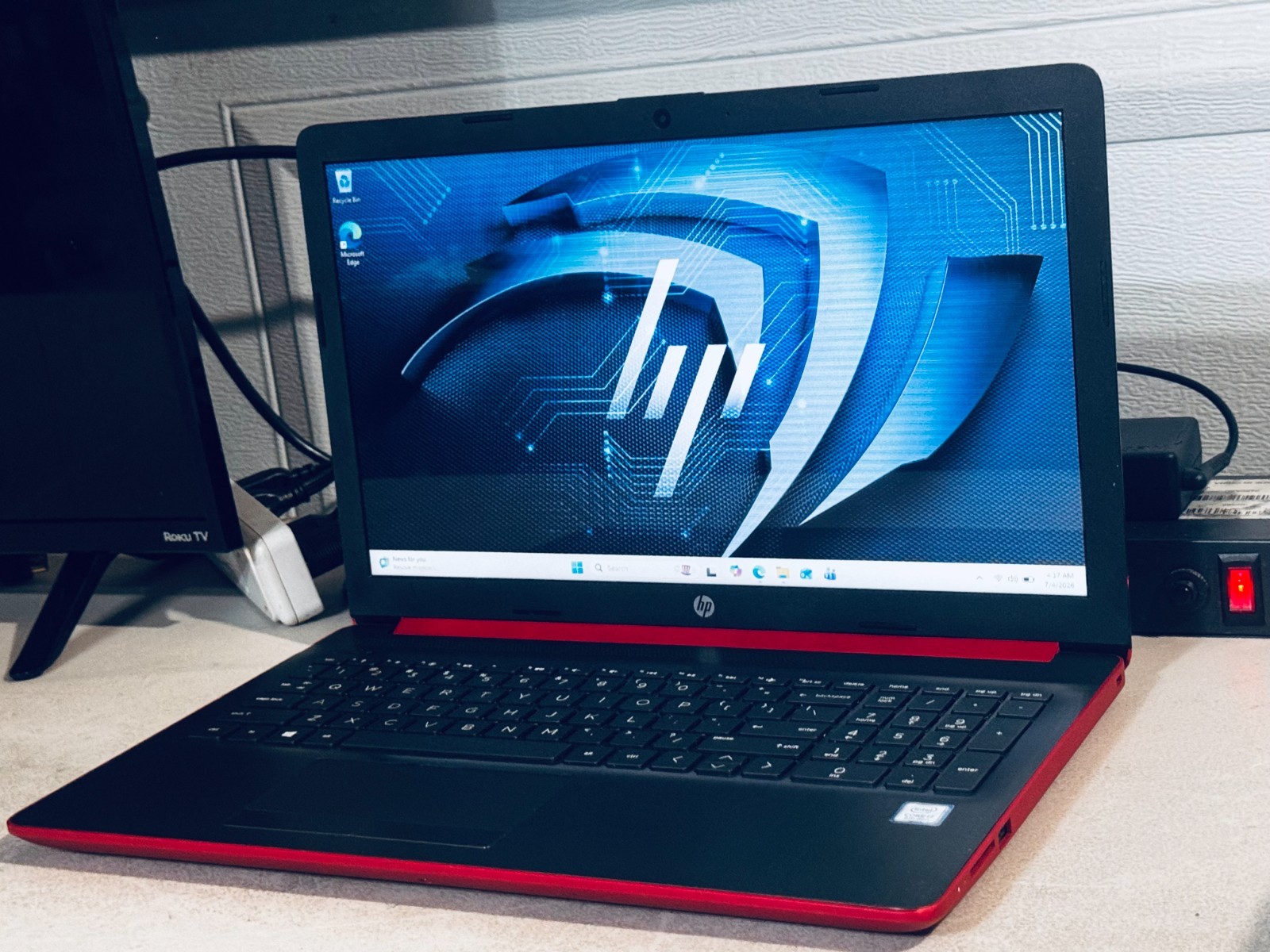 HP Quad-Core Laptop-Intel i7 8565U-12GB RAM-256GB SSD WIN 11