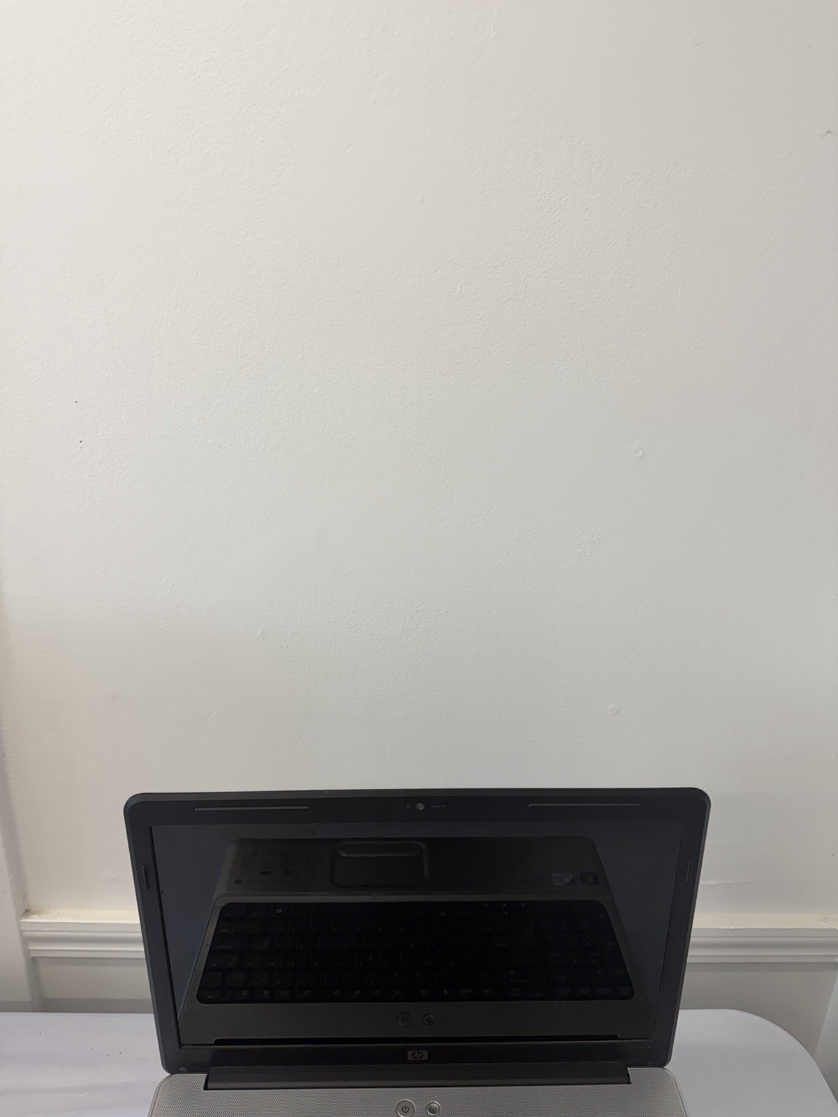HP G60-635DX Laptop – Good Screen – Intel Pentium T4300 – Read Des