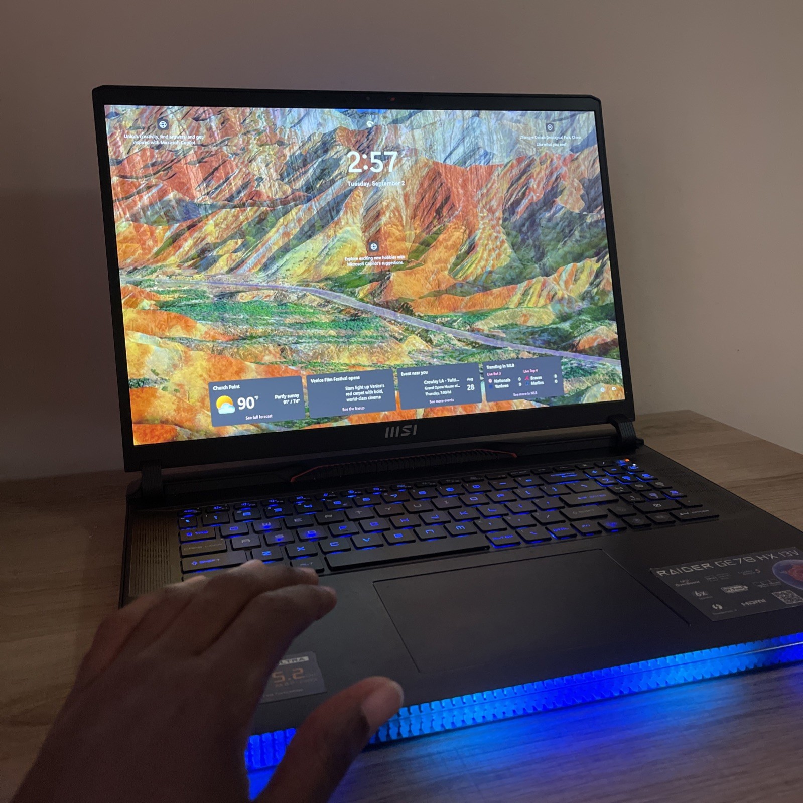 MSI Raider GE78 HX 13V Laptop 17-inch, 1TB, Intel I7, Windows 11 Pro
