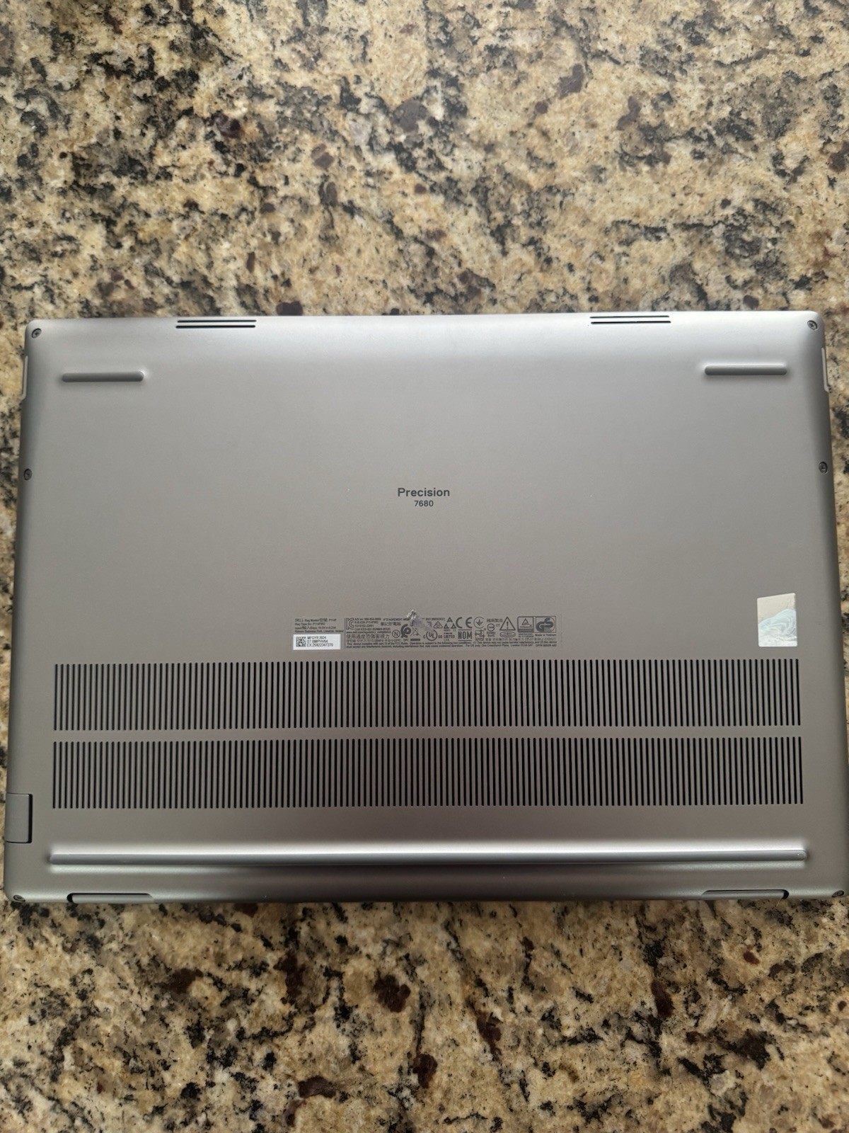 Dell Precision 7680 i9-13950HX 64GB 1TB SSD RTX 2000 Ada 16” UHD+ Touch Win11