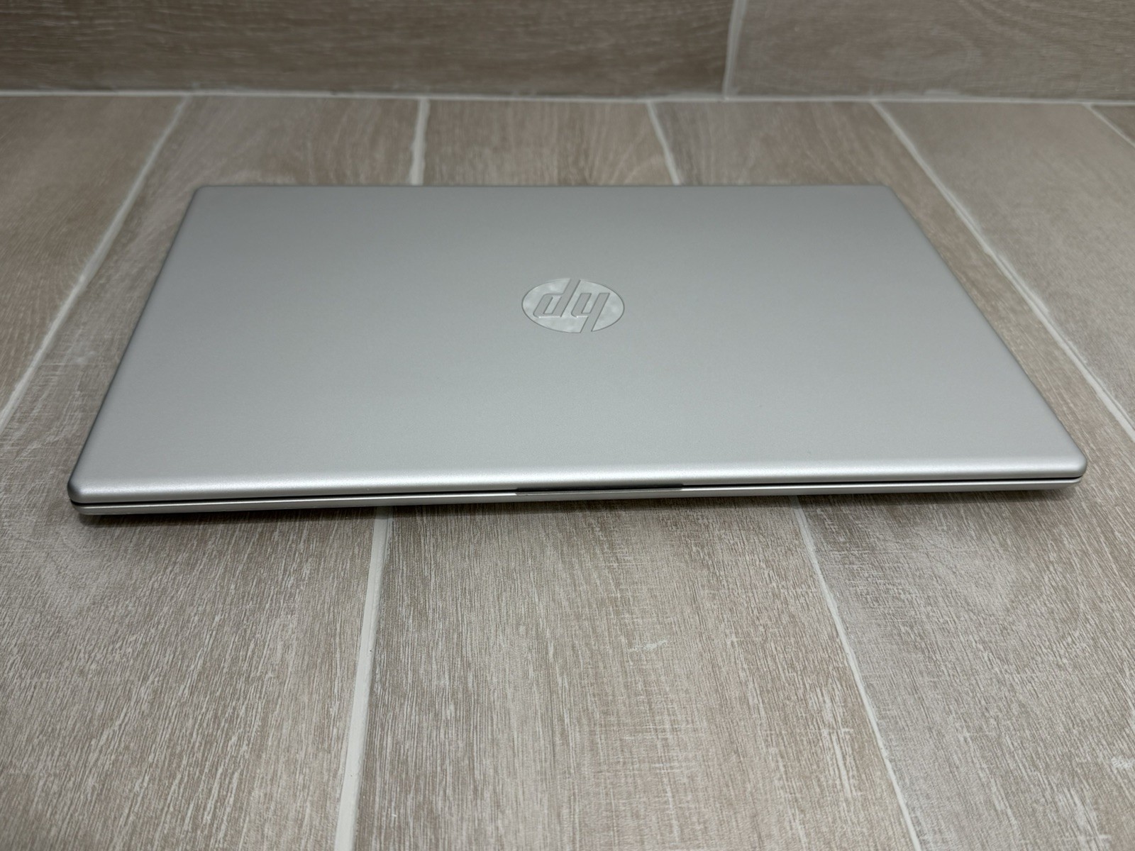 HP Laptop 15-FC0127NR 15.6″ Laptop Ryzen 7-7730U 16GB RAM 1TB NVMe SSD Win-11