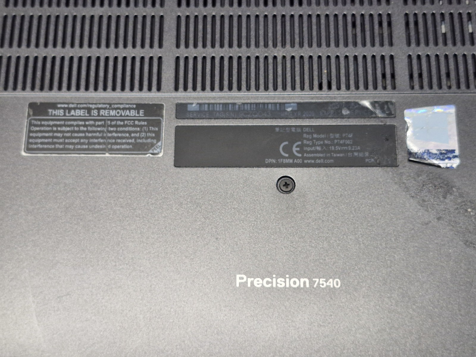 Dell Precision 7540 i9 9th Gen 15.6″ 2TB HDD No Charger Parts Repair