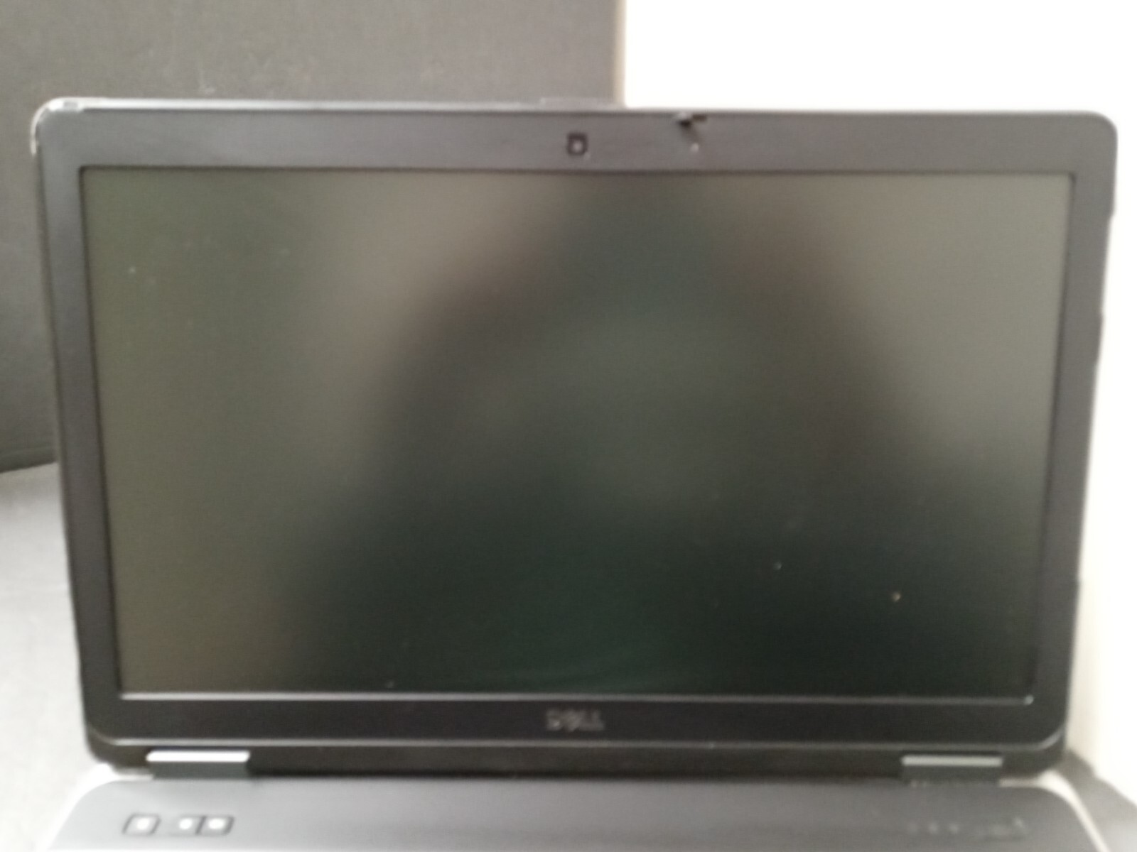 Dell Precision M2800 15″ Laptop Intel i7-4810MQ 2.8GHz 8GB RAM NO HDD/OS NO ADAP