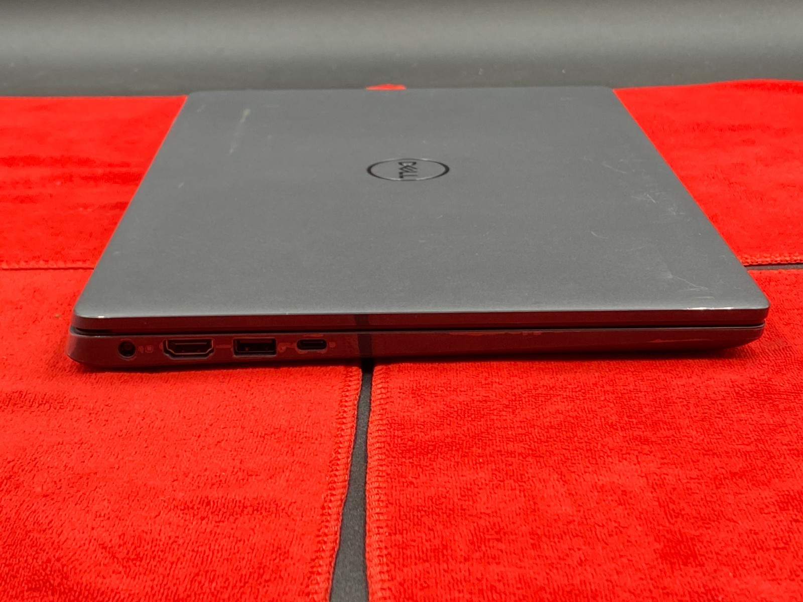 DELL LATITUDE 3410 14″ i7-10510U 8GB RAM 256GB SSD WINDOWS 11+CHARGER GRADE B+