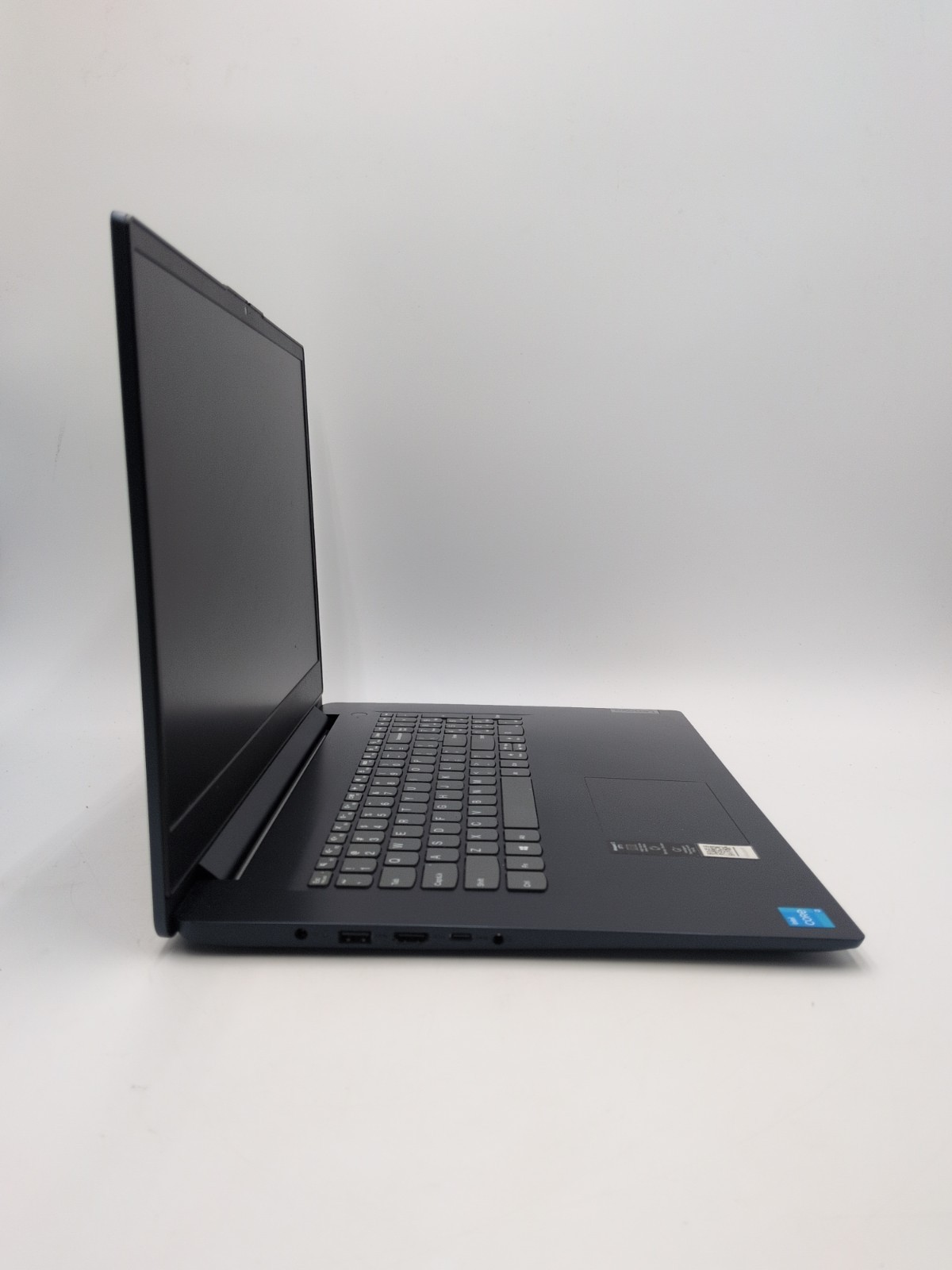 Lenovo IdeaPad 3 17ITL6 i3-1115G4 12GB 256GB NVMe Win 11 Pro Grade C