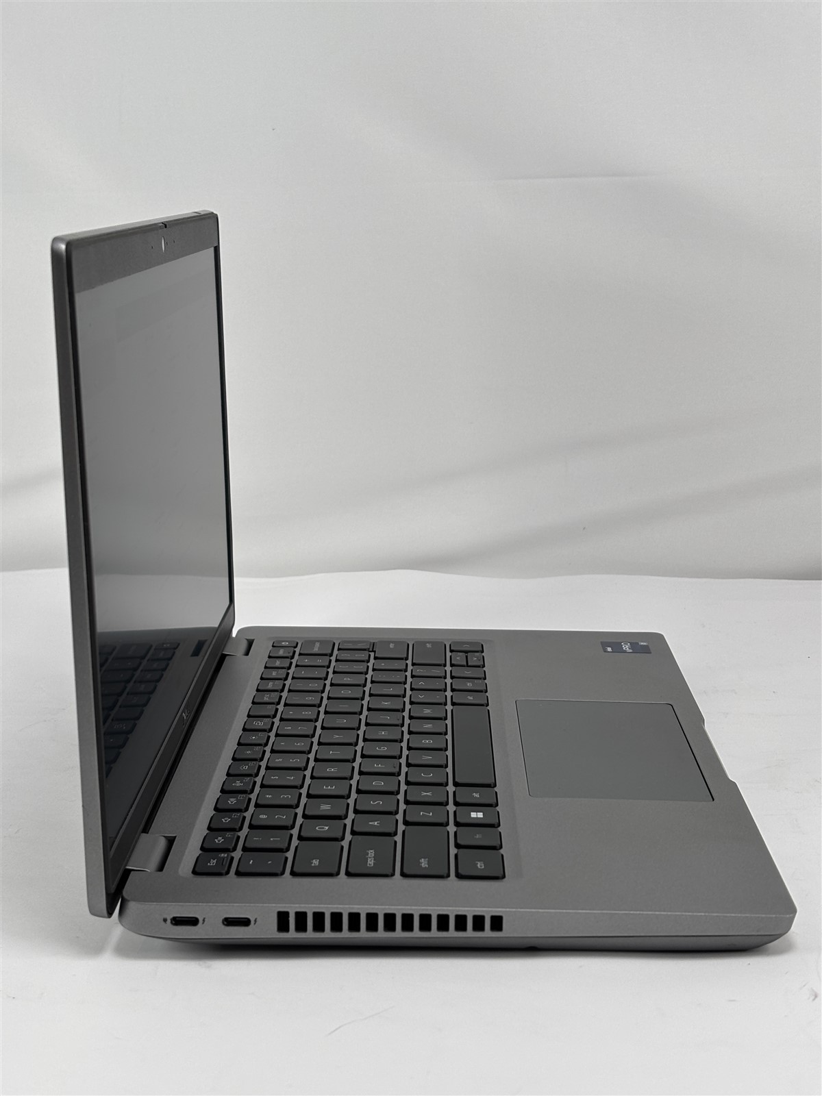 Dell Latitude 5431 14” i7-1270P 16GB 256GB SSD Pro Work Notebook