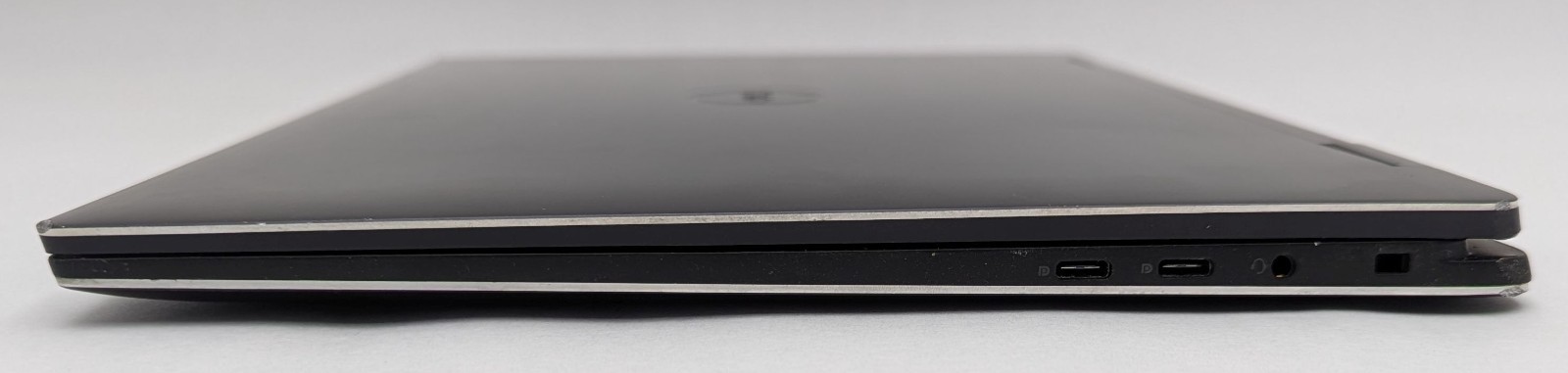 Incomplete Dell XPS 15 9575 15.6″ 4K Touch Laptop i7-8705G 3.10GHz 16GB RAM Vega