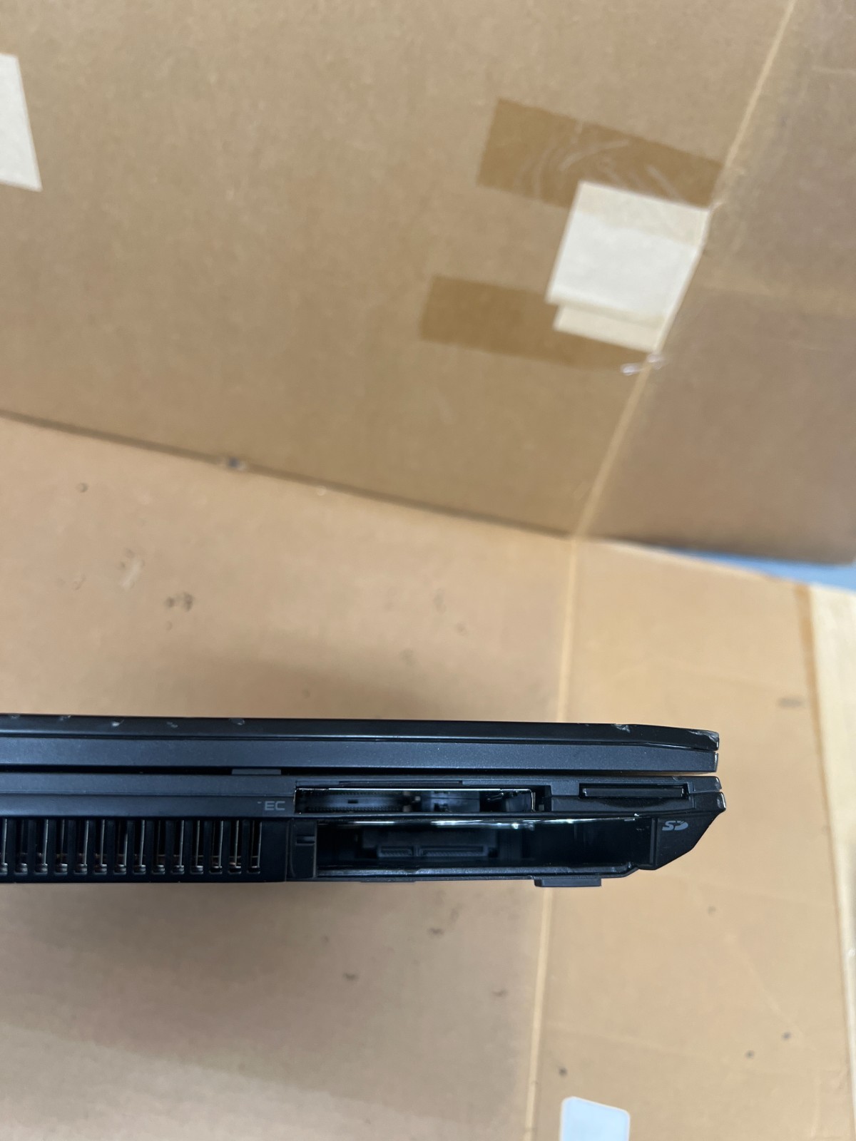 Dell Latitude E6500 Intel Core 2 Duo 15.4″ Laptop NO RAM or HD Needs Keyboard