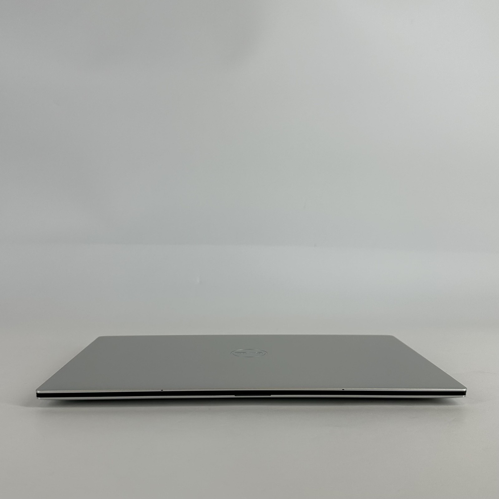 Dell XPS 13 9310 Silver UHD+ TOUCH i7-1195G7 2.90GHz 32GB 512GB SSD – White Spot