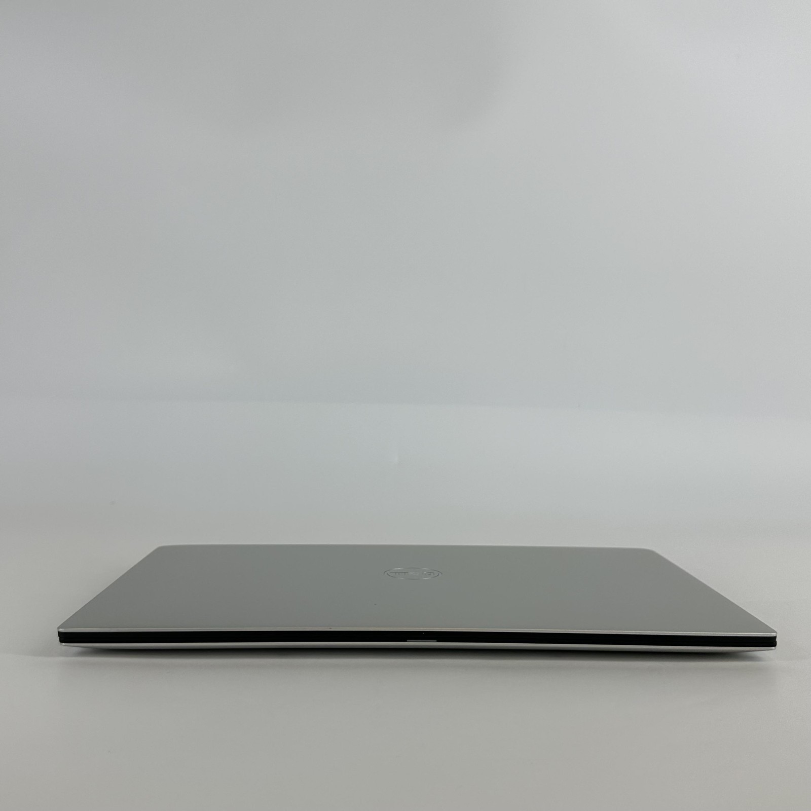 Dell XPS 13 9305 Silver FHD i7-1165G7 2.80GHz 16GB 512GB SSD MINOR FRAME GAP