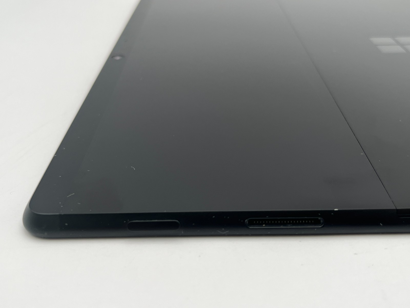 MICROSOFT SURFACE PRO X 13″ SQ1@3.0GHz 8GB RAM 256GB SSD WIN 11 PRO (A GRADE )