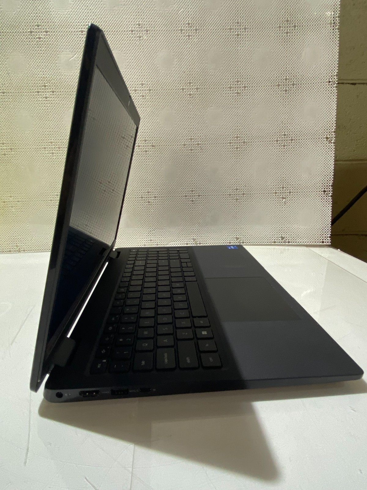 DELL LATITUDE 3520 i5-1135G7@2.40GHz 8GB RAM 512GB SSD NVMe W11P