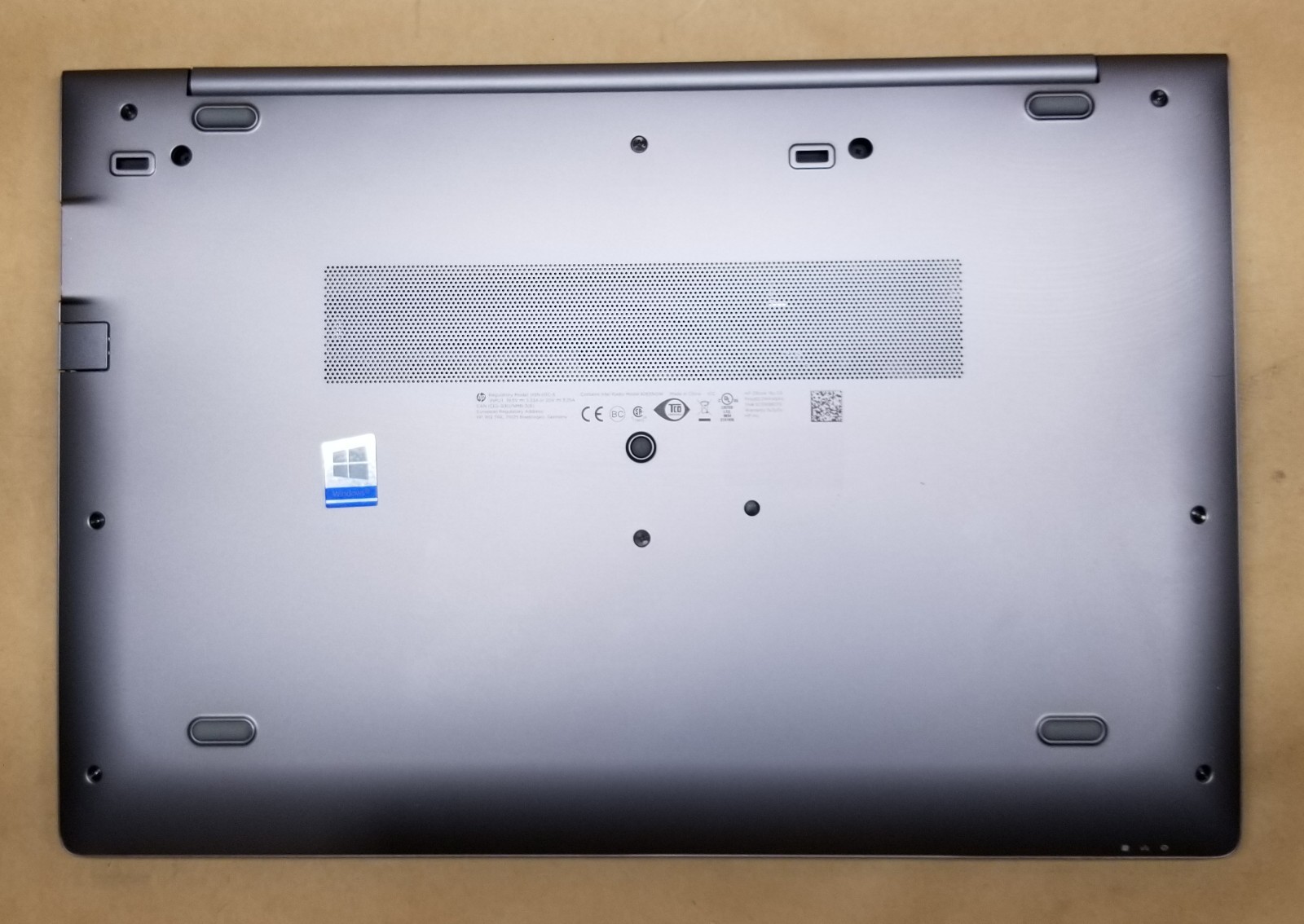 HP Zbook 15u G5 15.6″ Laptop i7-8550U, 8GB RAM 256GB SSD PRO WX 3100 WIN 11 PRO