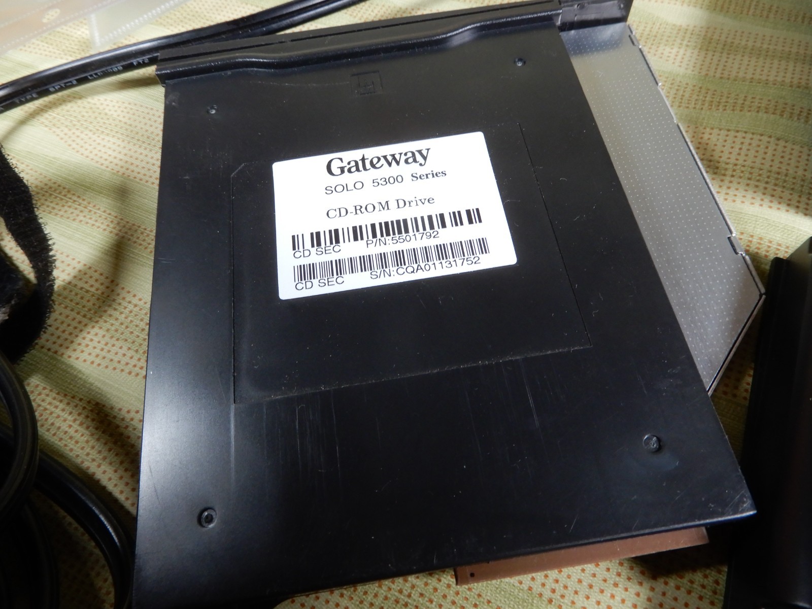 Gateway Solo 5300 Vintage Computer Great Condition No HDD Bundle! Recovery Discs