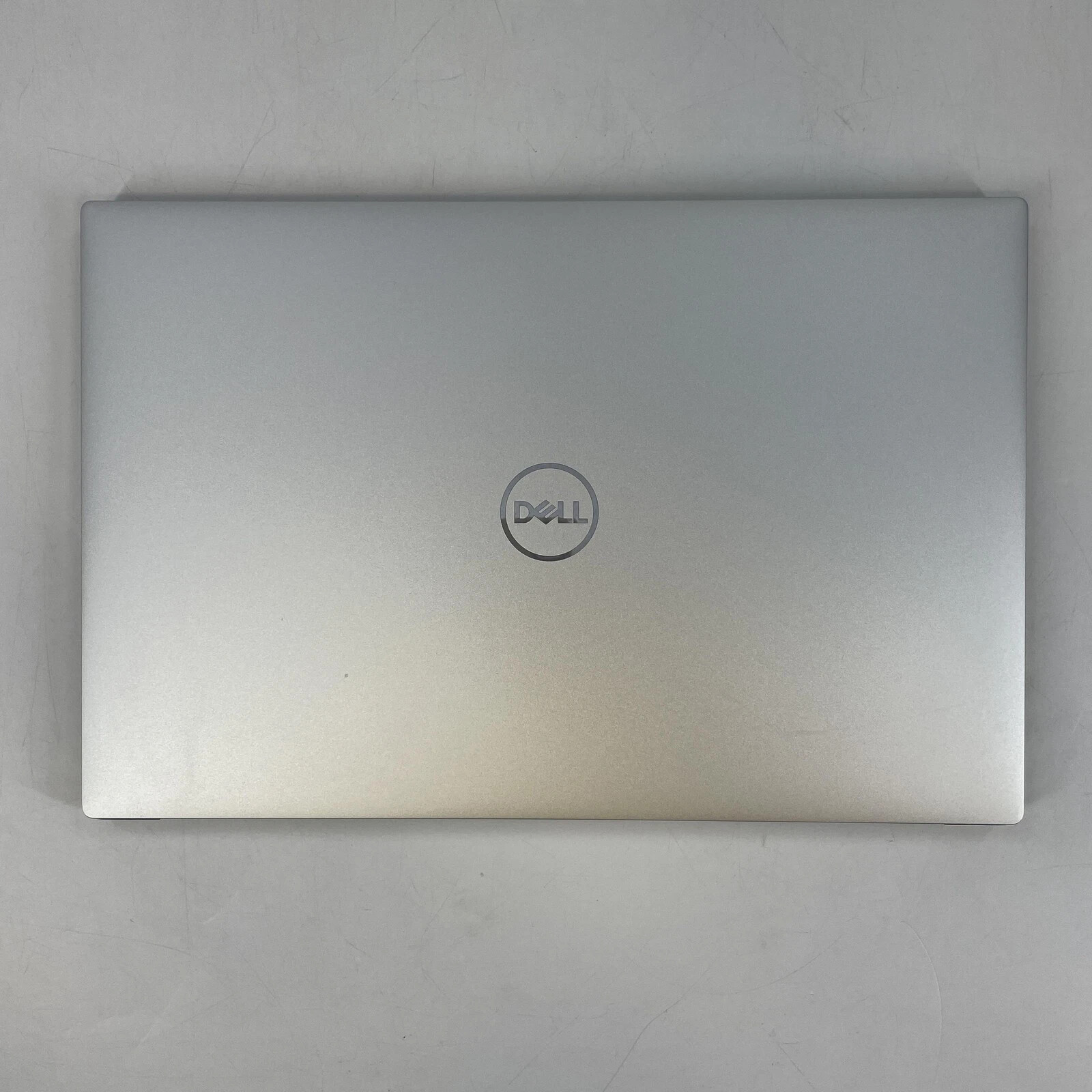 Dell XPS 15 9520 FHD+ i7-12700H 32GB RAM 1TB SSD RTX 3050 Win 11 Pro 15.6