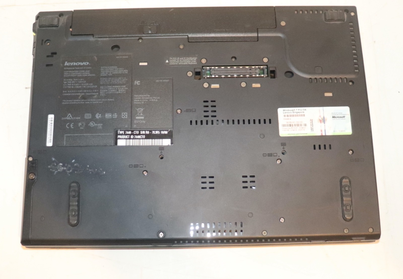 Lenovo ThinkPad R400|IntelCore Duo@2.53GHz|4GB RAM|320GB HDD|WIN 7 Prof|Webcam