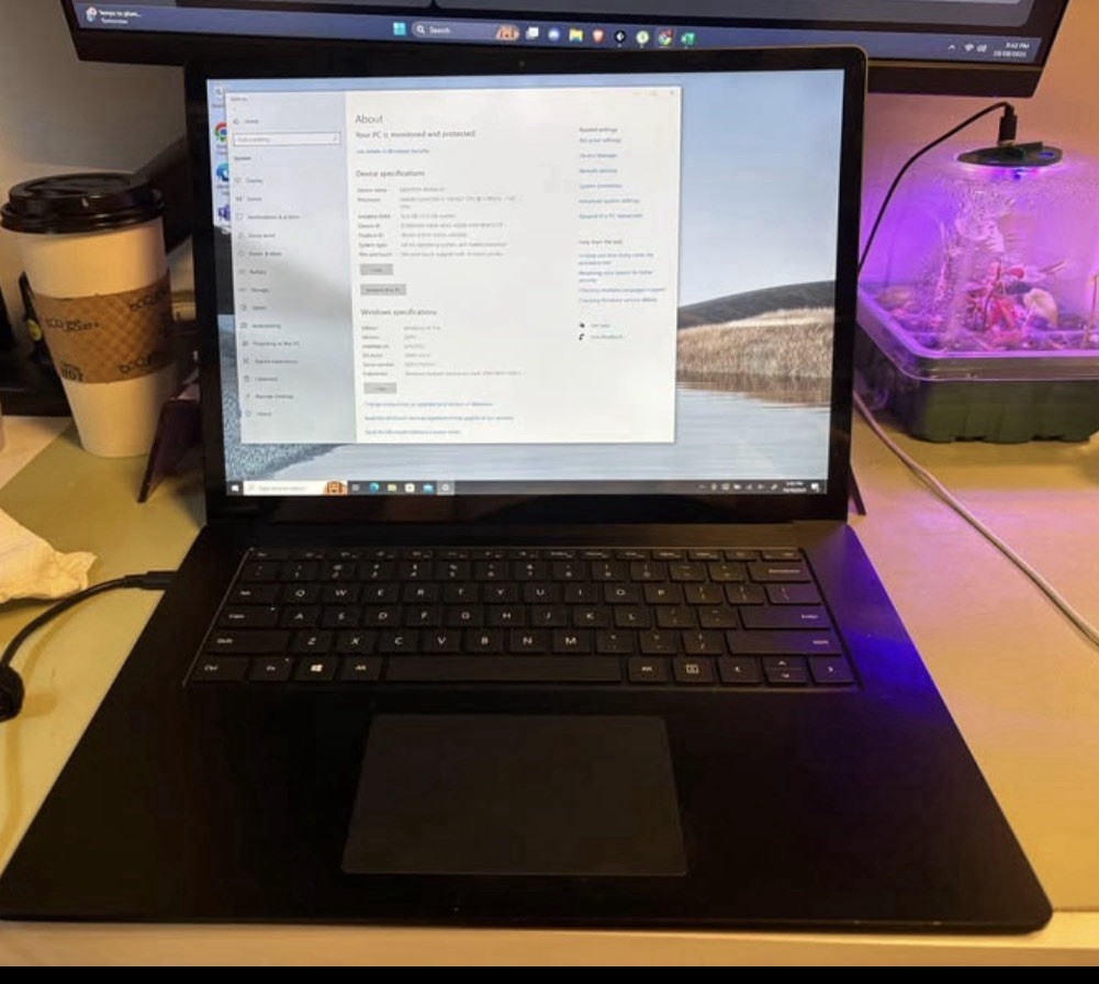 Microsoft Surface Laptop 3 13.5″ (256GB SSD, Intel Core i7 10th Gen., 3.90 GHz,