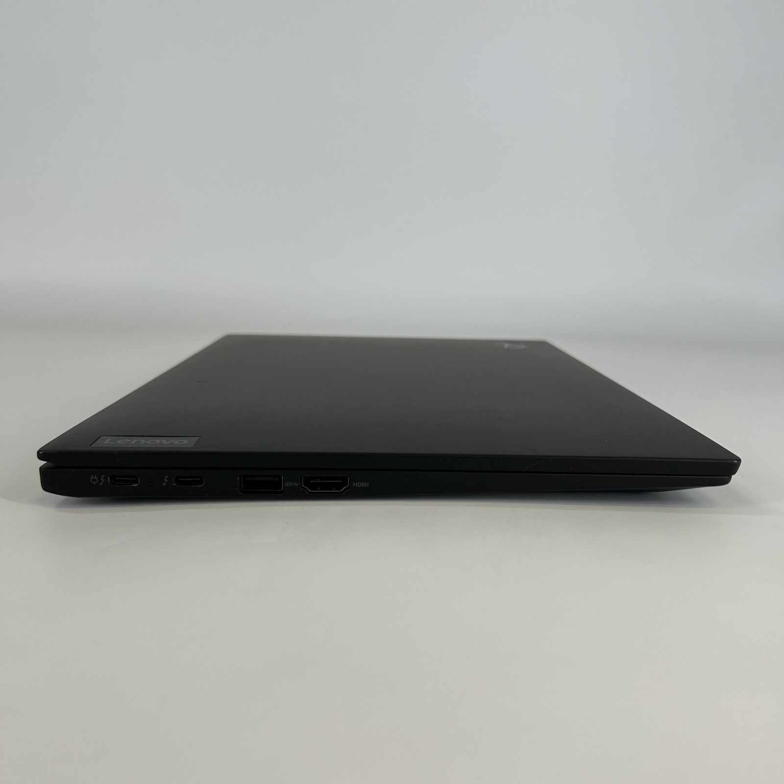 Lenovo ThinkPad X1 Carbon Gen 10 14 FHD+ TOUCH 2.1 GHz i7-1260P 16GB 512GB SSD