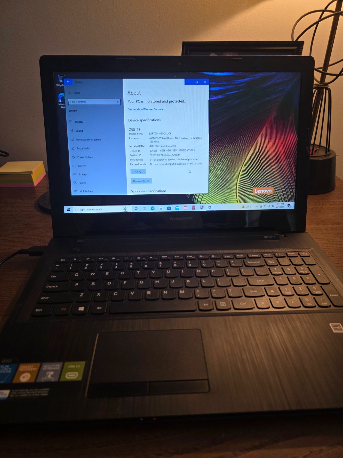 Lenovo G50-45 15.6″ AMD E1-6010 Radeon R2 4GB RAM 500 GB Windows 10 Home