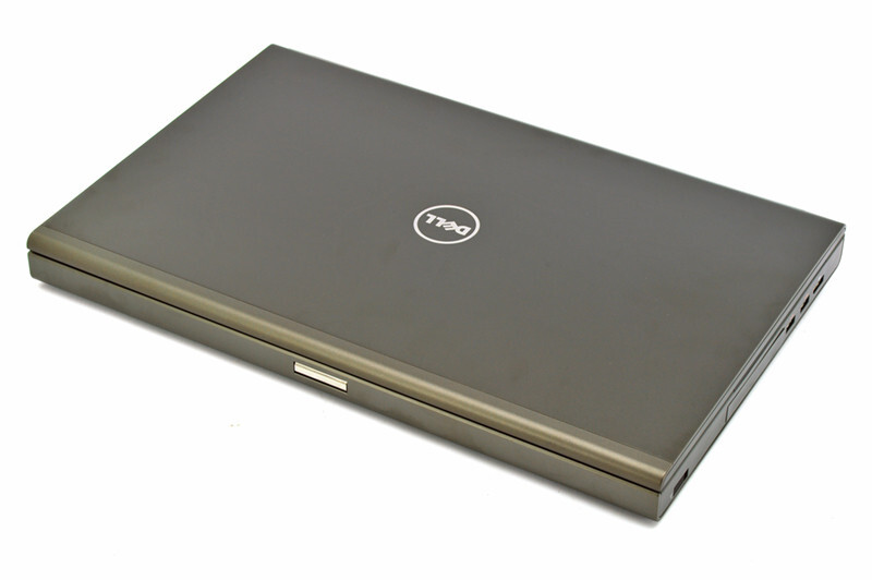 Workstation 17.3″ DELL M6600 i7-Quad (512GB SSD + 1TB) DVDRW 32GB Quadro 4000M