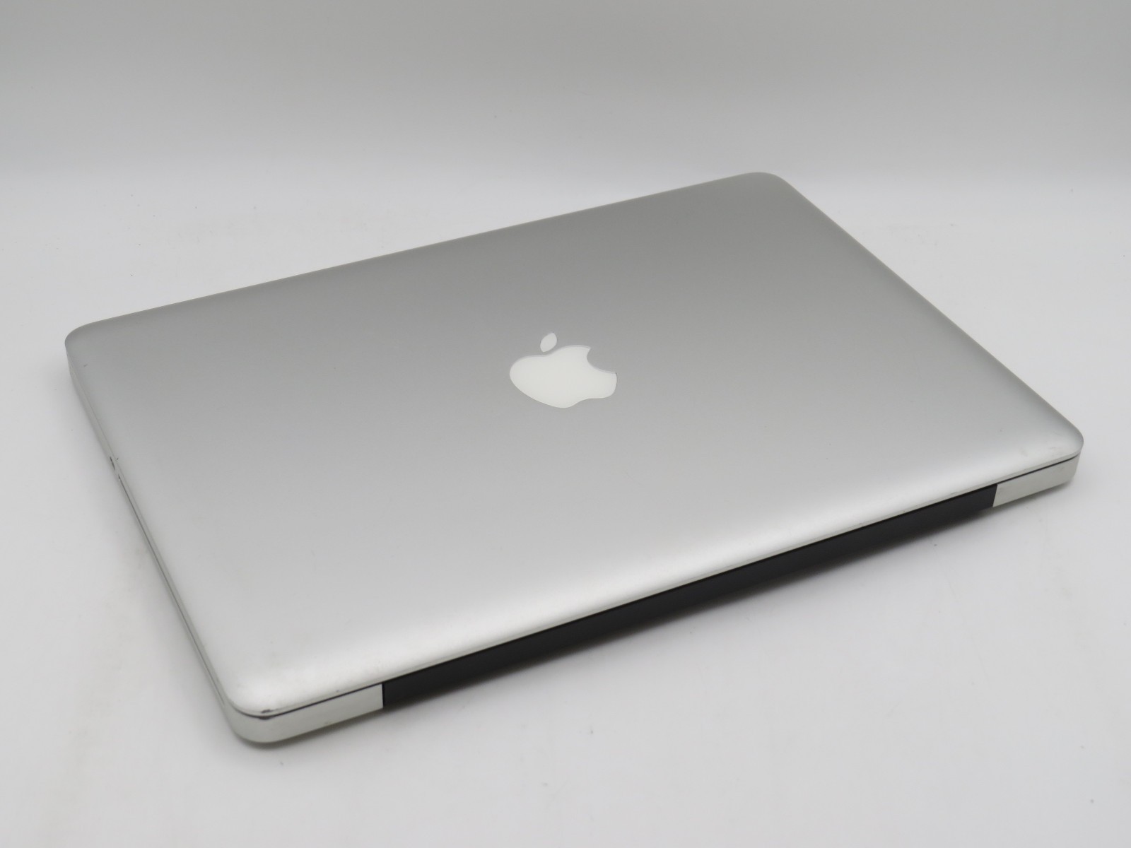 Apple MacBook Pro A1278 | i5-3210M @ 2.5GHz | 4GB DDR3 | HD 4000 | 13.3″ Display