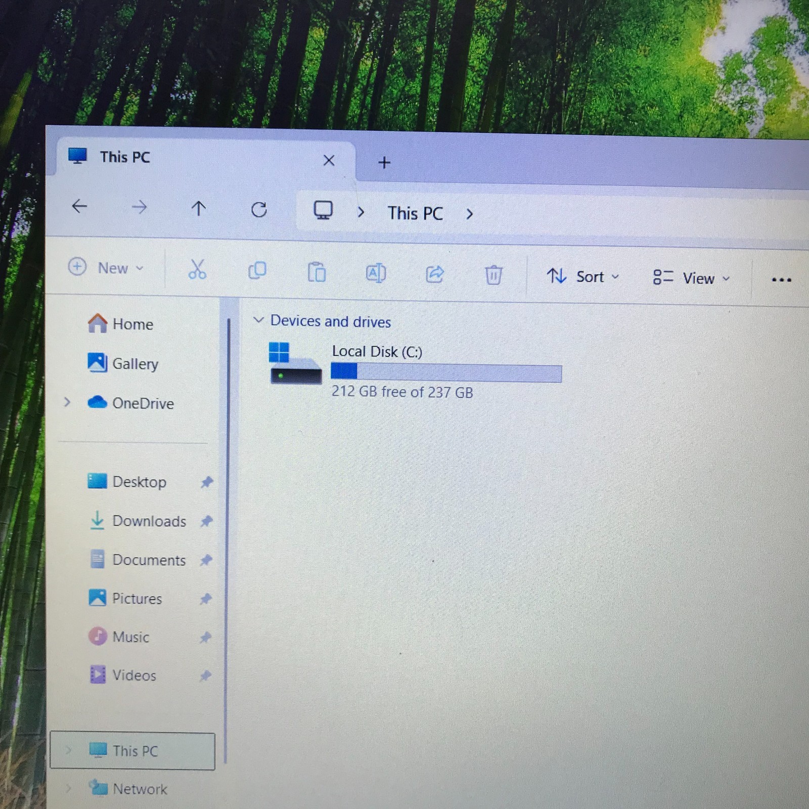 Dell Latitude 3500 15.6″ i5-8365U 1.6GHz 8GB RAM 256GB M.2 SSD (Windows 11 Pro)