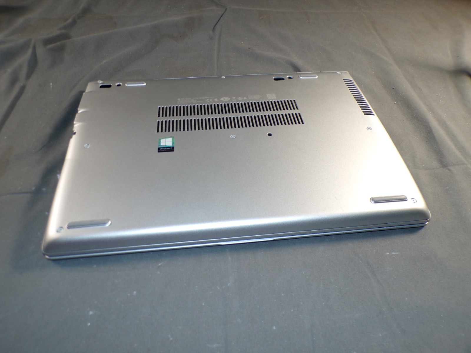 HP PROBOOK 640 G5 INTEL CORE I7-8665U 1.90GHZ 8GB RAM **NO HD/ NO CADDIE/ NO OS/