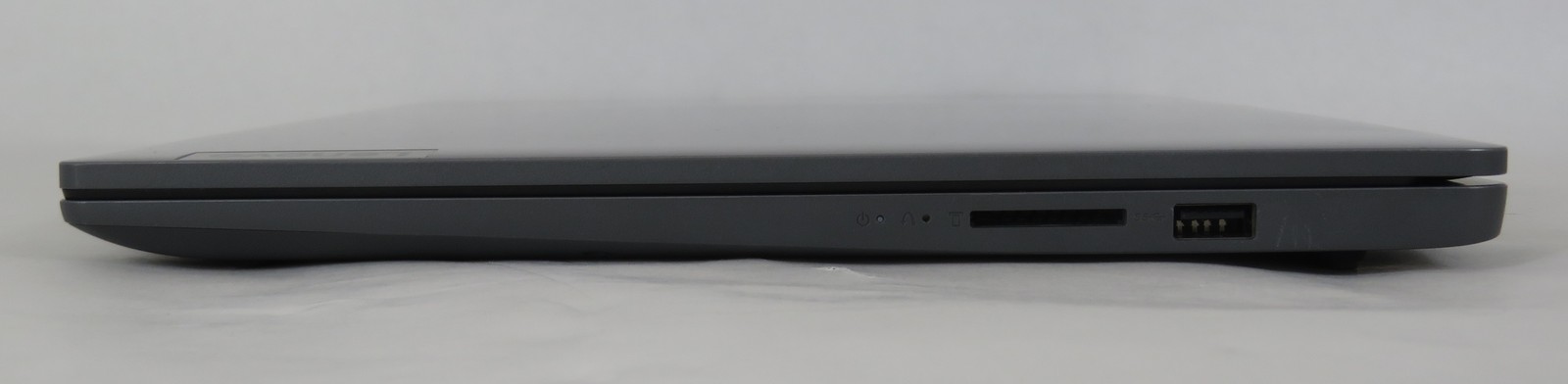 Lenovo IdeaPad Slim 3 15IRU9 CORE 5 120U 1.4GHz 8GB RAM 256GB Win11