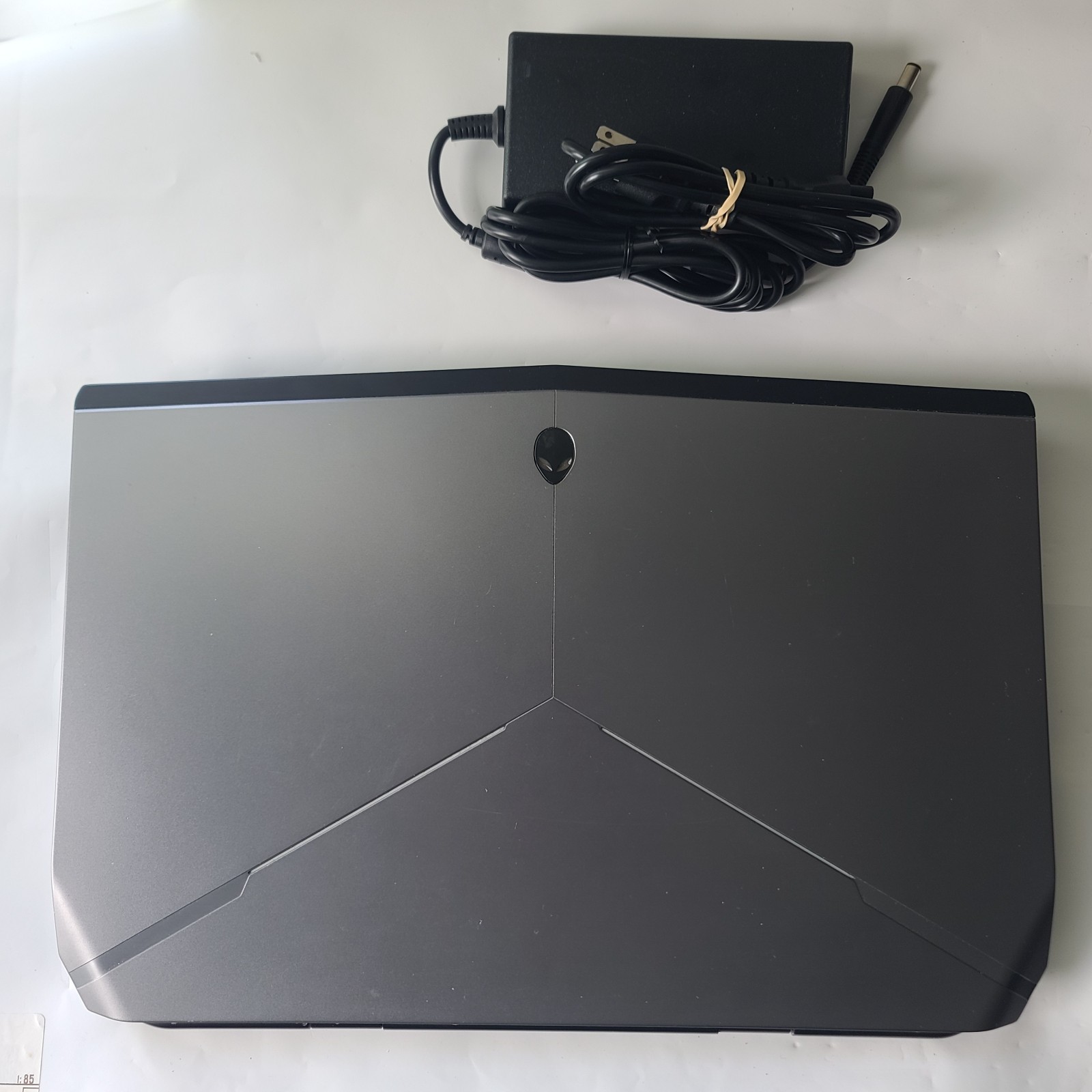 Alienware 17 R3 i7-6700HQ, GTX 970M 256GB SSD 1TB HDD Read Description