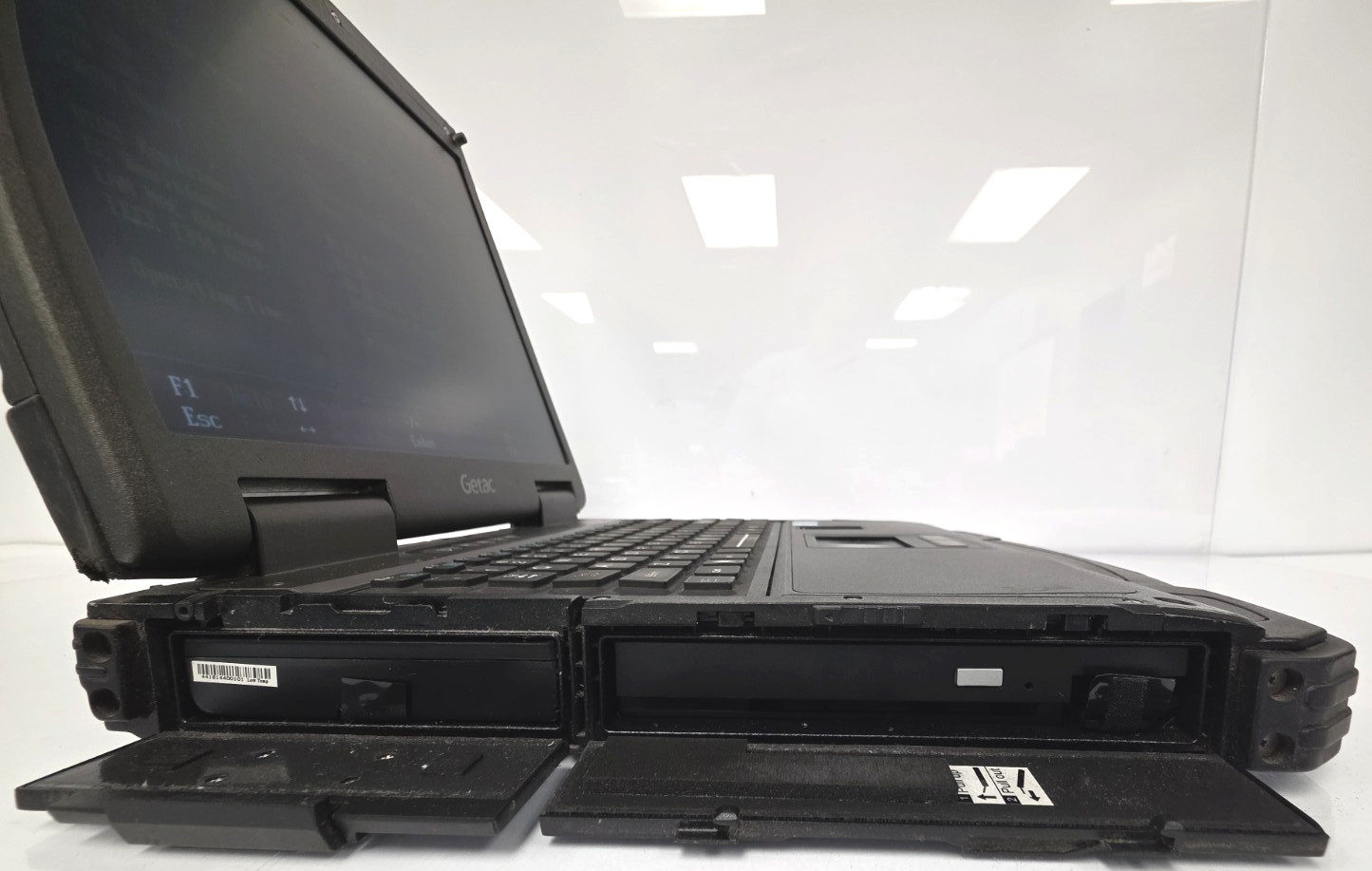 Getac B300 G1| Touch| Intel Core i5-L620| 4GB RAM| No HDD| No OS| 15,524 Hours