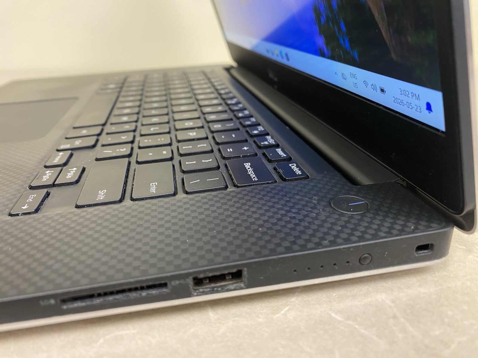 Dell Precision 5530, 15 inch (i7-8850H, 32 GB RAM, 512 GB SSD) Quadro P2000 4GB