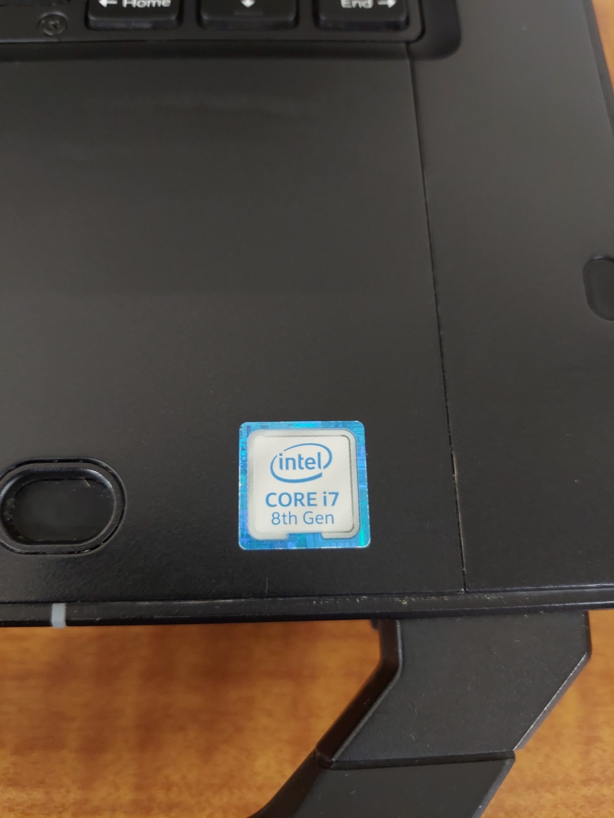 Dell Latitude 5424 Rugged i7-8650U 8GB 512GB SSD 14′ Touch Screen RGB Camera