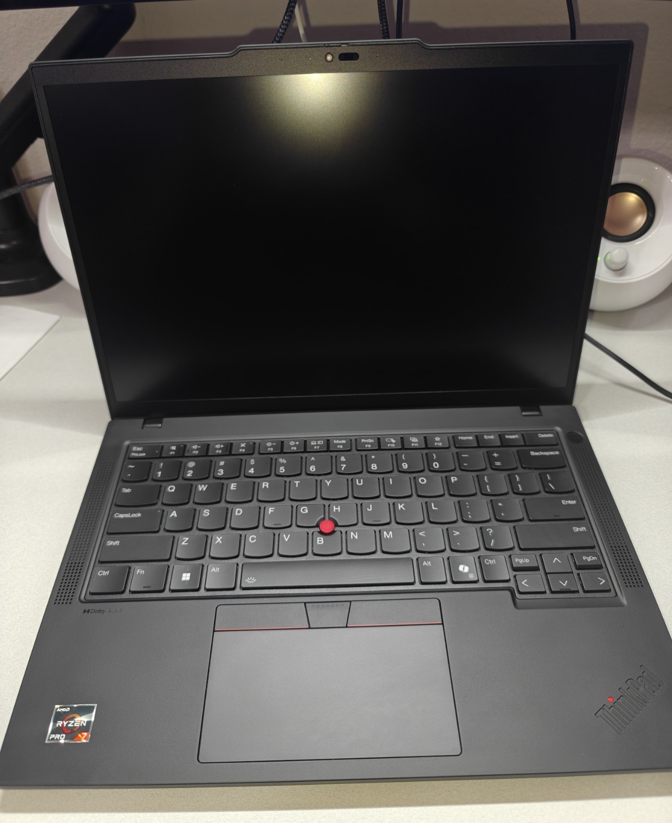 Lenovo ThinkPad T14 Gen 5 14in Ryzen 7 PRO 8840U 16GB 512GB SSD Win10
