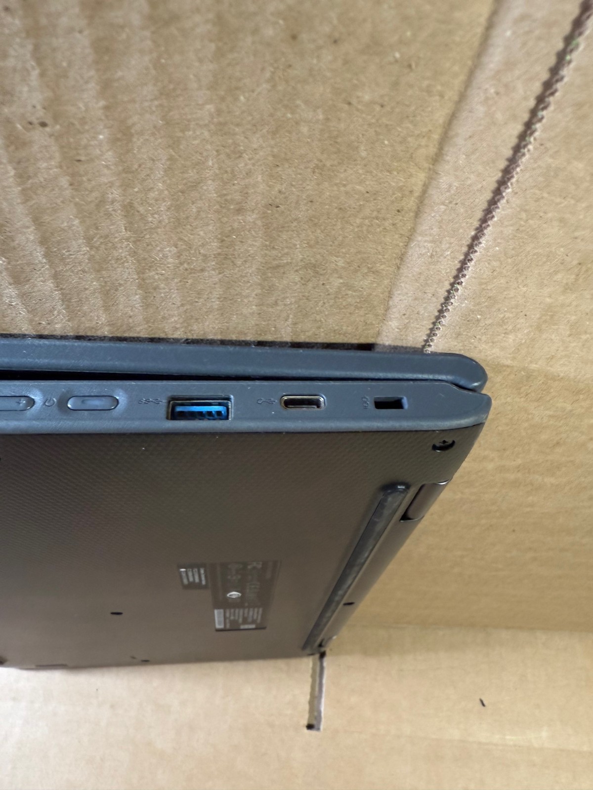 Lenovo 300e Chromebook Intel Celeron 1.8GB SSD 4GB RAM (No Charger Included) #AW