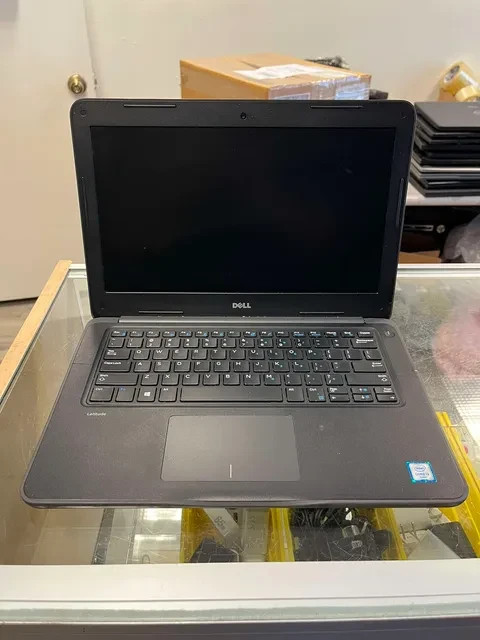 Dell Latitude 3500 13.5″ Laptop | Intel Core i3 6th Gen 2.0GHz | No RAM No SSD |