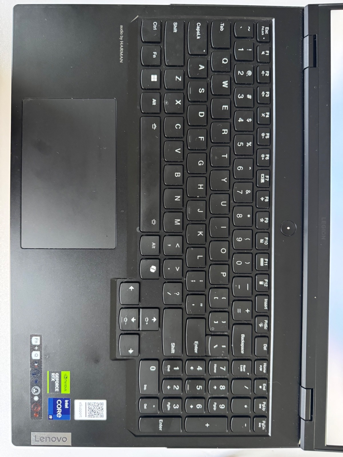 Lenovo Legion Pro 7i 16″ Nvidia RTX 4080 Intel i9-14900HX QHD+ 240hz 32GB 1TB