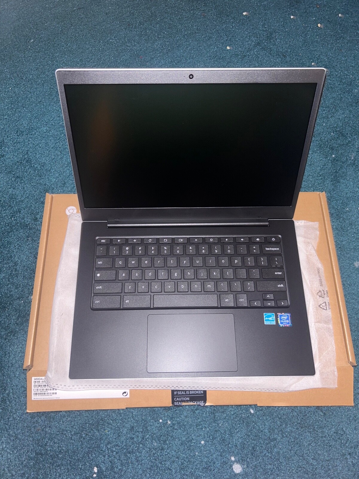 Samsung Galaxy Chromebook Go 14″ (32GB eMMC, Intel Celeron N, 2.80 GHz, 4GB,…