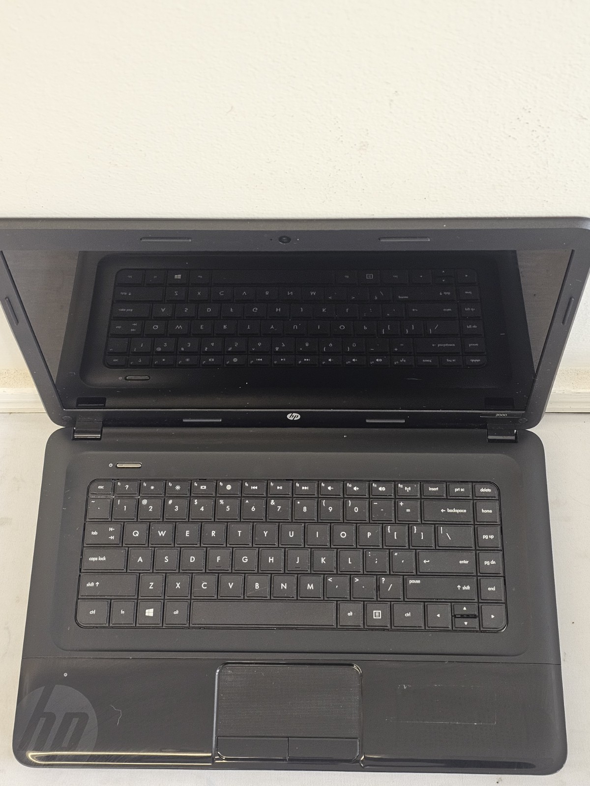 HP Notebook 2000 Laptop – AMD A6-5200 – 4GB RAM – 500GB HDD BAD BATT Windows 10
