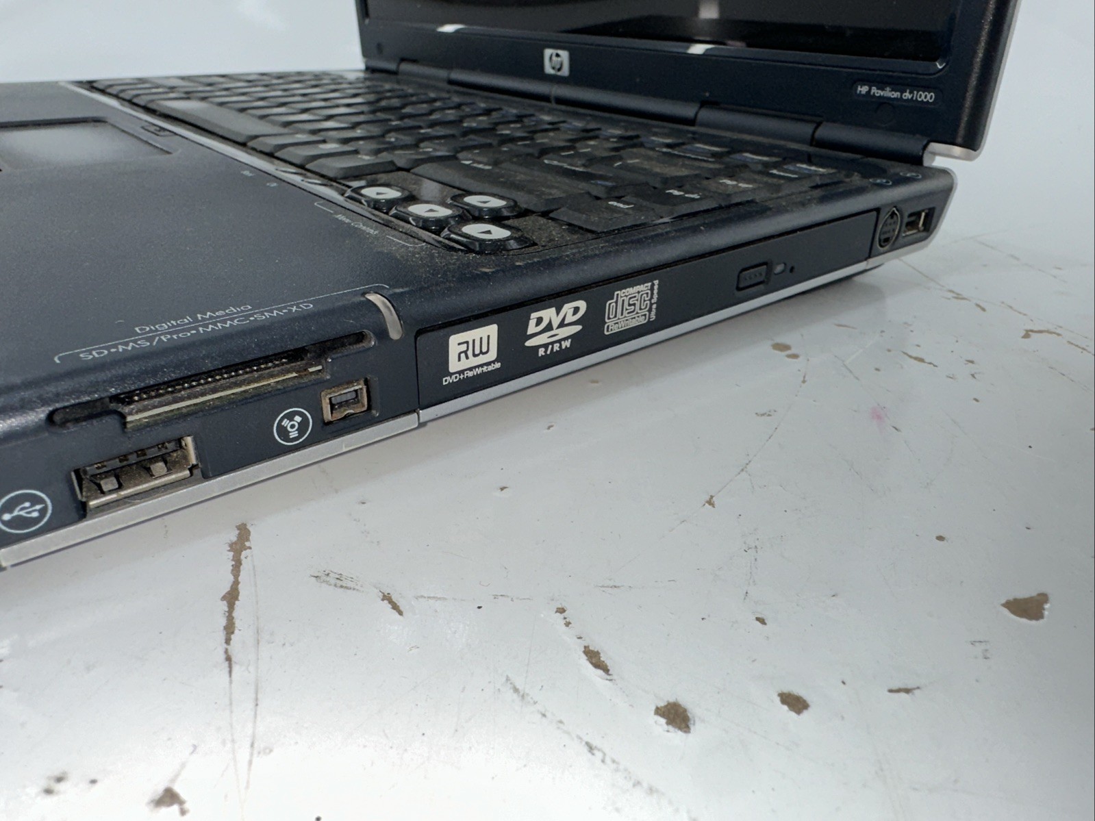 HP Pavilion dv1000 Intel Pentium 512MB RAM 80Gb Hard Drive Untested
