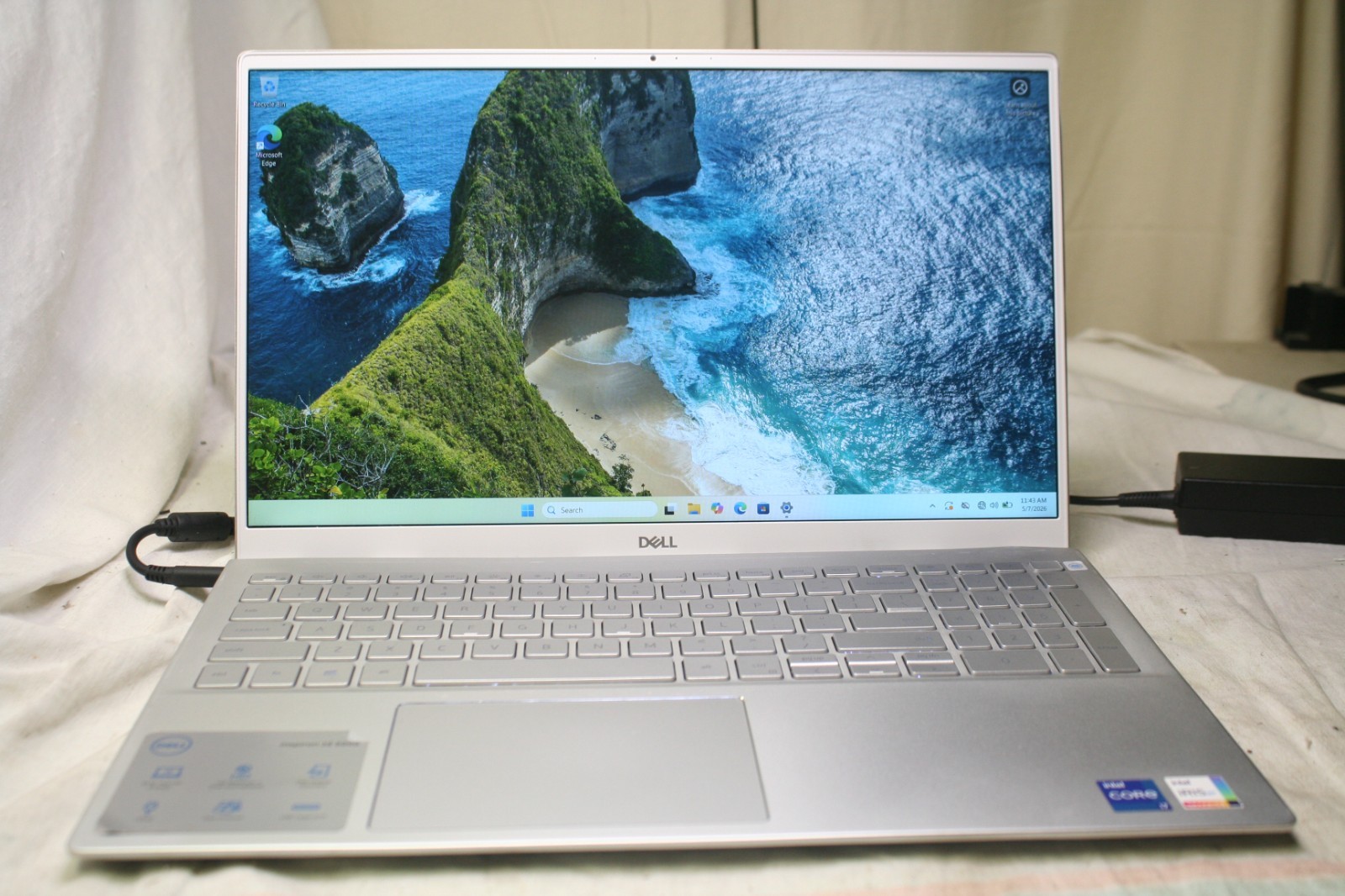 Dell Inspiron 5502 15.6 Silver FHD i7-1165G7 2.80GHz 16GB 512GB SSD