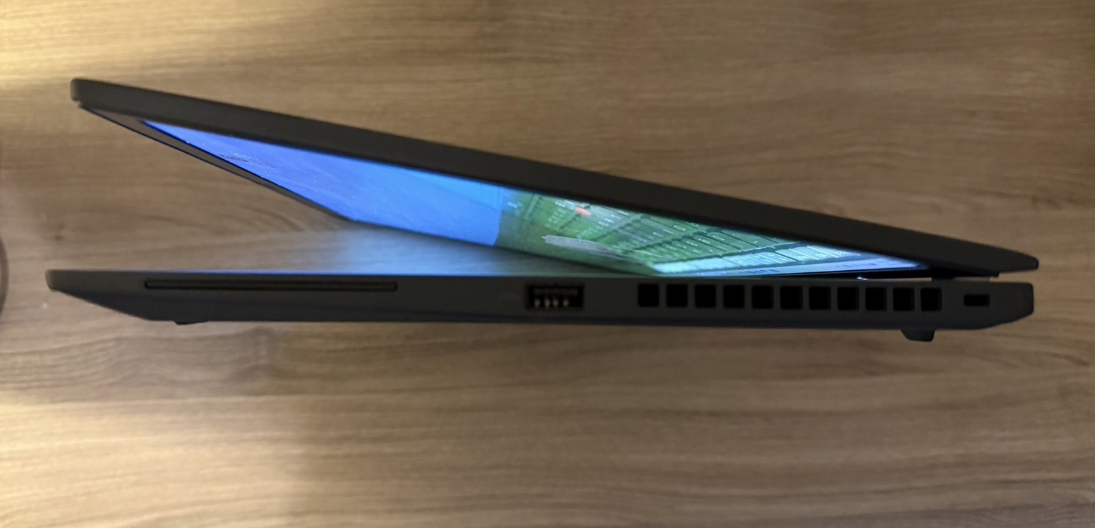 Lenovo ThinkPad T14s Gen 3 (2023), Ryzen 5 Pro 6650U, 16GB, 256GB, Win 11 Pro