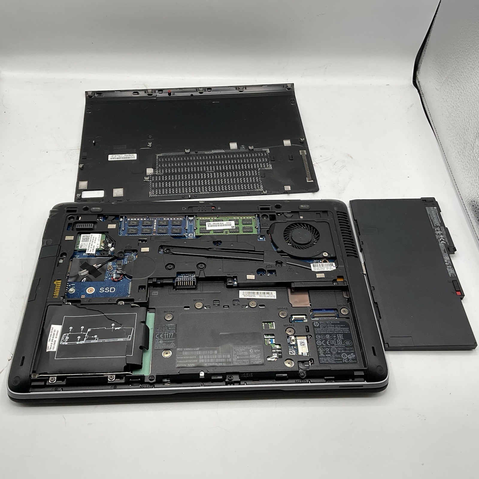 HP EliteBook 840 G2 14″ Laptop Intel Core i5-5300U 16GB Ram No HDD No OS