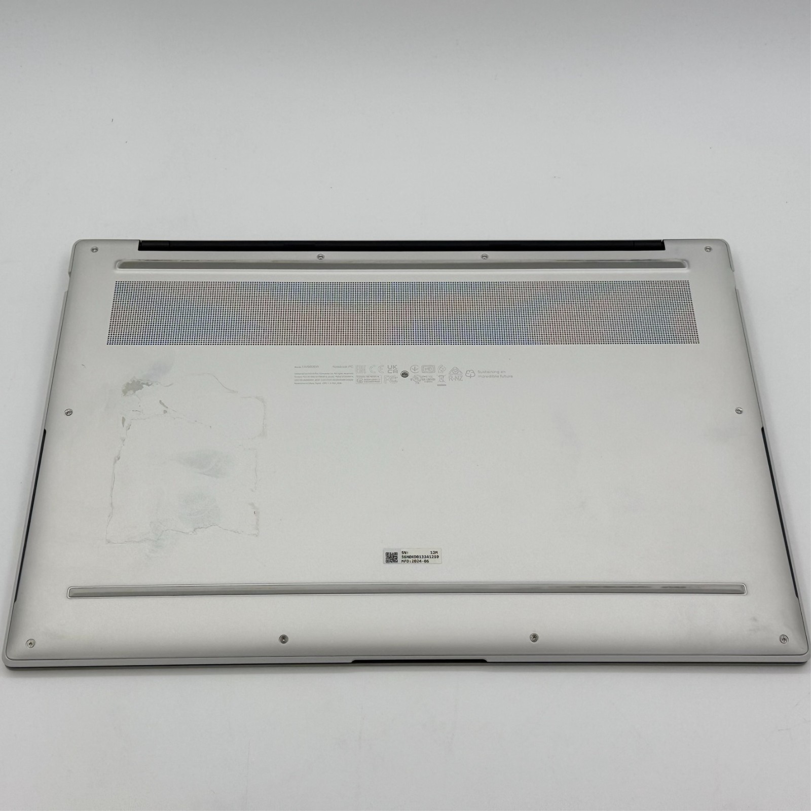 ASUS Zenbook S 16″ 3K OLED AMD Ryzen AI 9 365 24GB 1TB SSD Scandinavian White