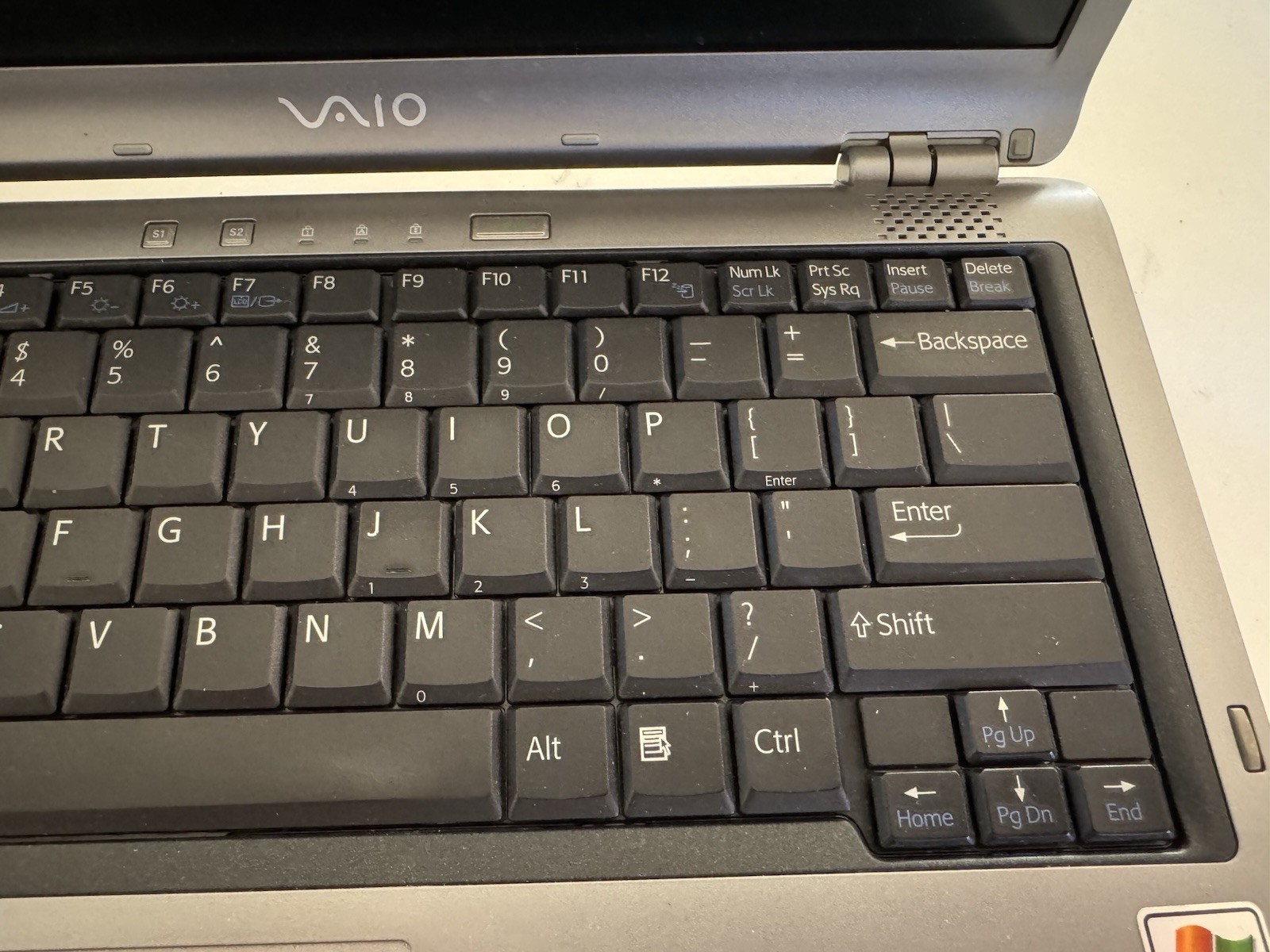 Sony VGN-S170P PCG-6C3L Pentium M 1.5GHz 1GB 128GB Disc Win XP Laptop
