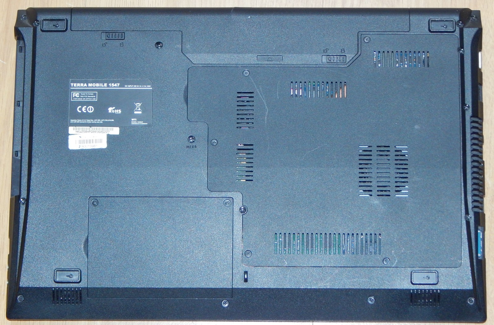 ❌ FAULTY/DAMAGE ❌ Notebook Laptop Terra Mobile 1547 does not power on ❌without HDD/ODD❌