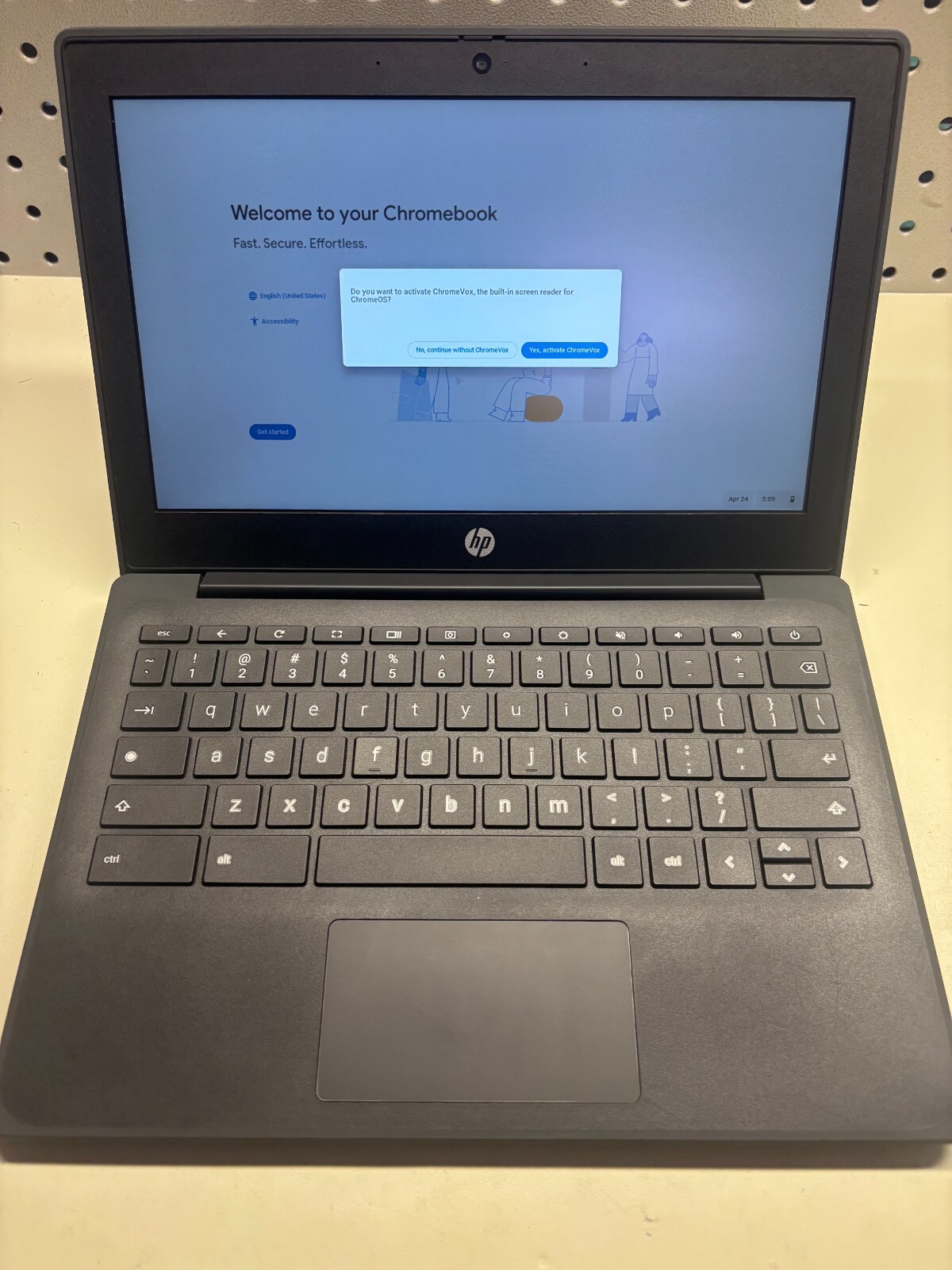 HP Chromebook 11 G9 Q 11.6″ Chromebook – HD Touch Screen, Mobile Network, 2 USB