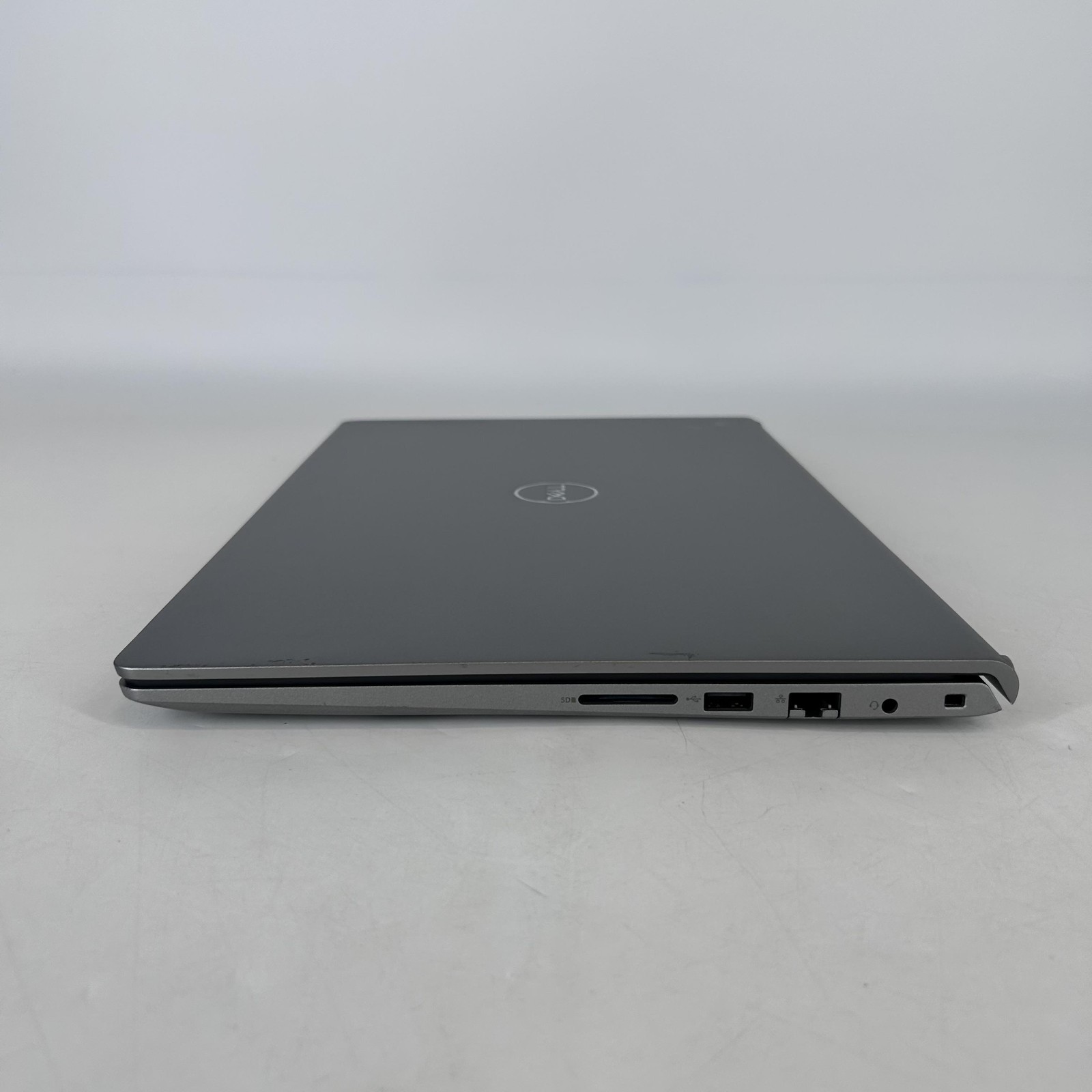Dell Vostro 3530 15.6 Gray FHD 1.7 GHz i7-1355U 16GB RAM 1TB SSD Very Good